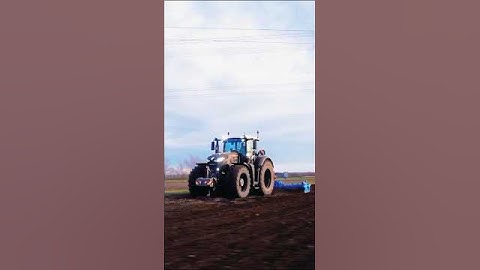 Fendt Tractor: The Ultimate Treadmill for Your Farm! #shortsfeed #shorts #shortsyoutube #shortviral