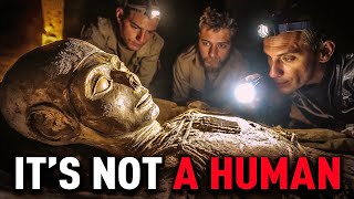 Scientists Unseal Ancient Tomb — What They Found Defies Everything We Know About Egyptian History!