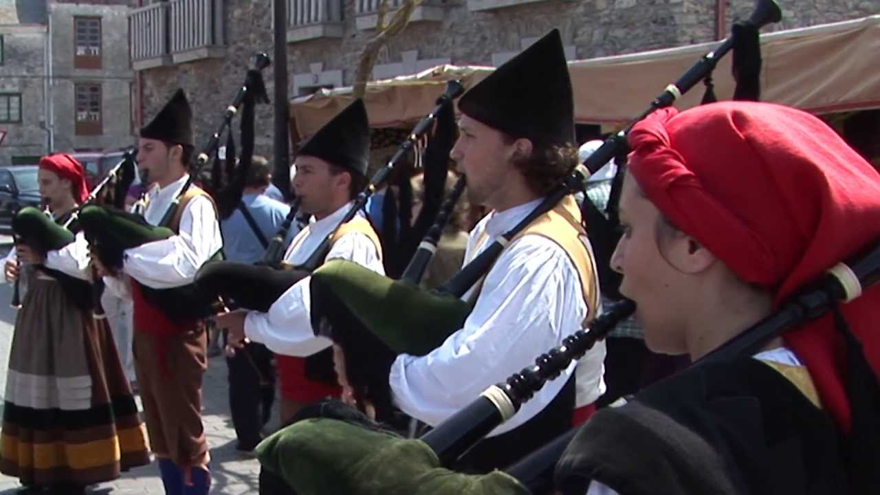 Banda de Gaitas Villa de Mieres