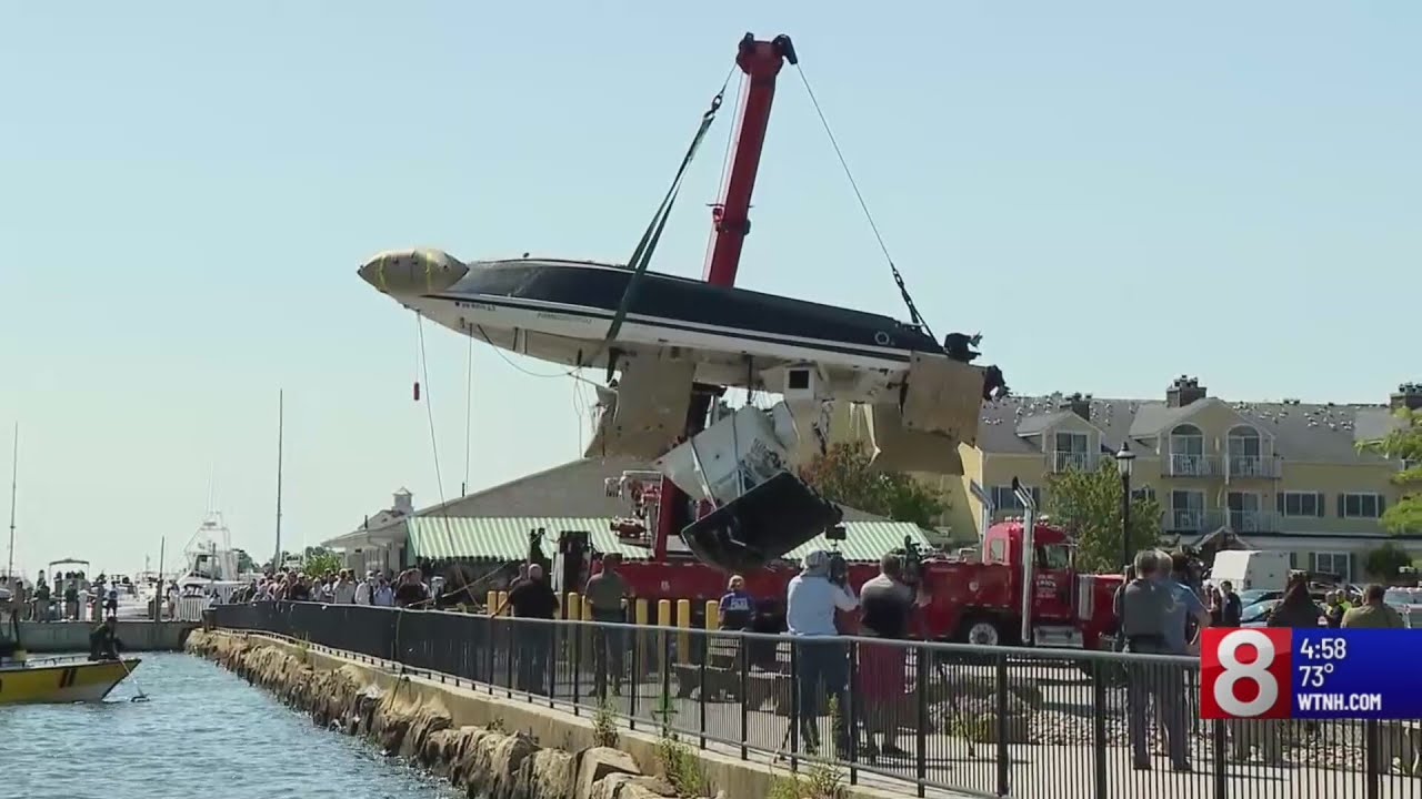 1 dead, 2 missing following boat accident in Old Saybrook - YouTube