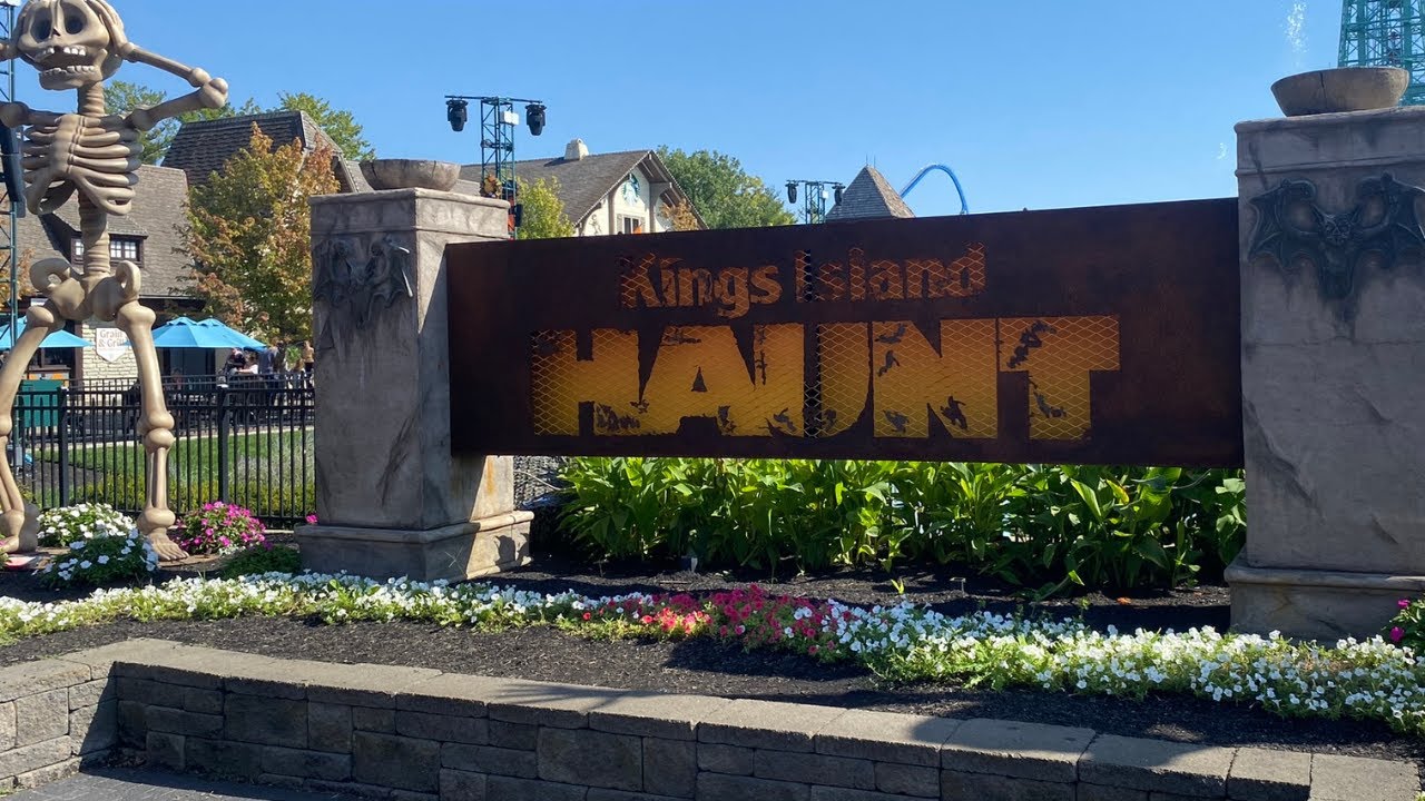 Kings Island Halloween Haunt 2024 - YouTube