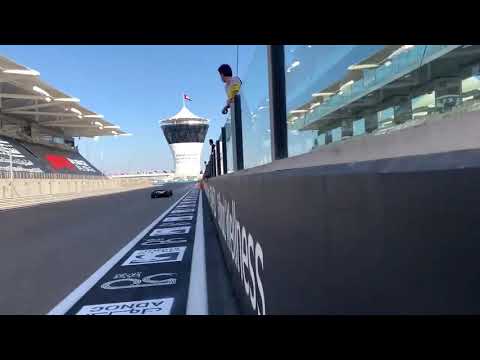 Fernando Alonso R25 Fly By Abu Dhabi - Abu Dhabi Grand Prix 2020