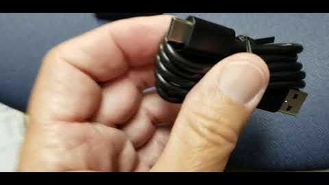 Unboxing the Alcatel Go Flip 4