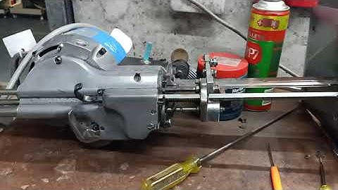 Sửa máy cắt vải hay bật dây mài ra ngoài./ industrial cloth cutting machine