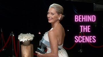 E! GLAMBOT: Katherine LaNasa BTS at the 2025 Emmys