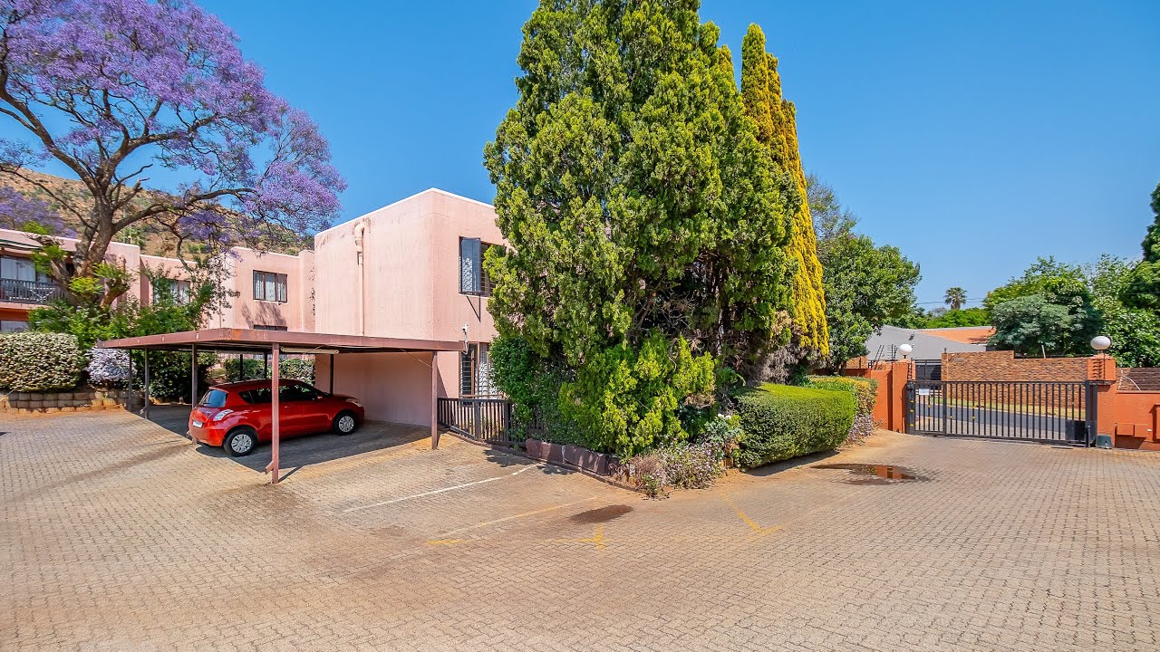 Immaculate Spacious Apartment in Premium Location