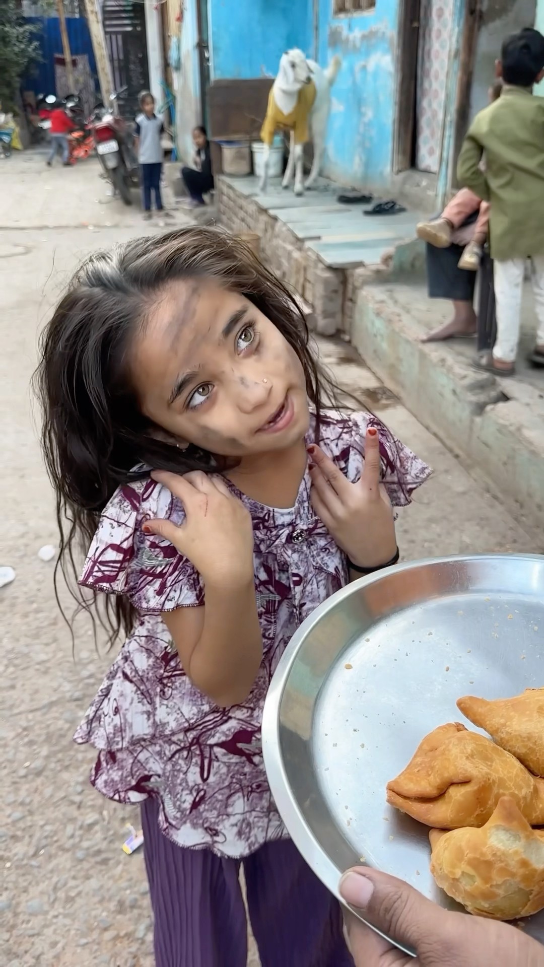 pagal bacchi shamosa kyu nhi lene aya??? #shorts #emotiona #youtubeshorts #short