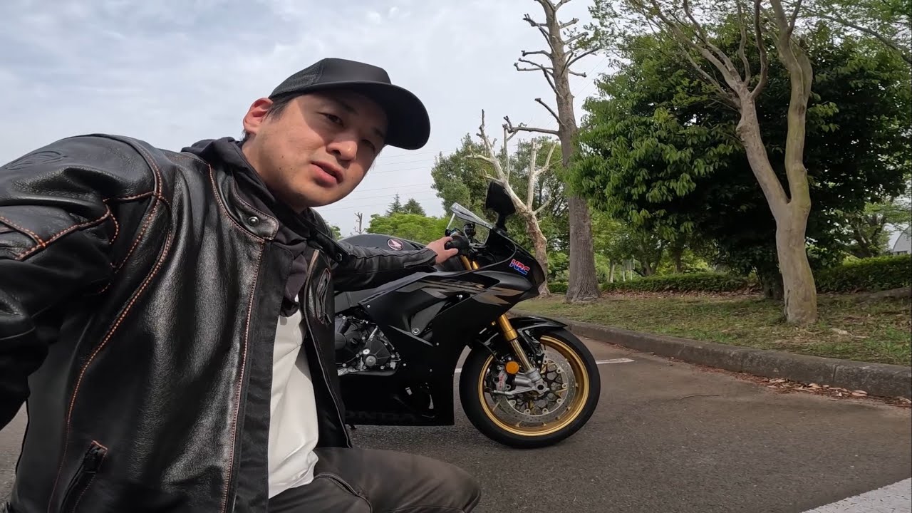 新車YZF-R1M 乗り出し金額348万円! CBR1000RR-R SPは速攻で売却します
