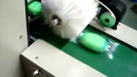 Aorizontal flow wrapping and packing machine for hotel soap