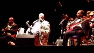 B.B. King - Talking To The Audience 01 (Hamburg, 06.07.2009) screenshot 5