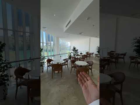 ألذ فطور وأحمل إطلالة بالبحرين