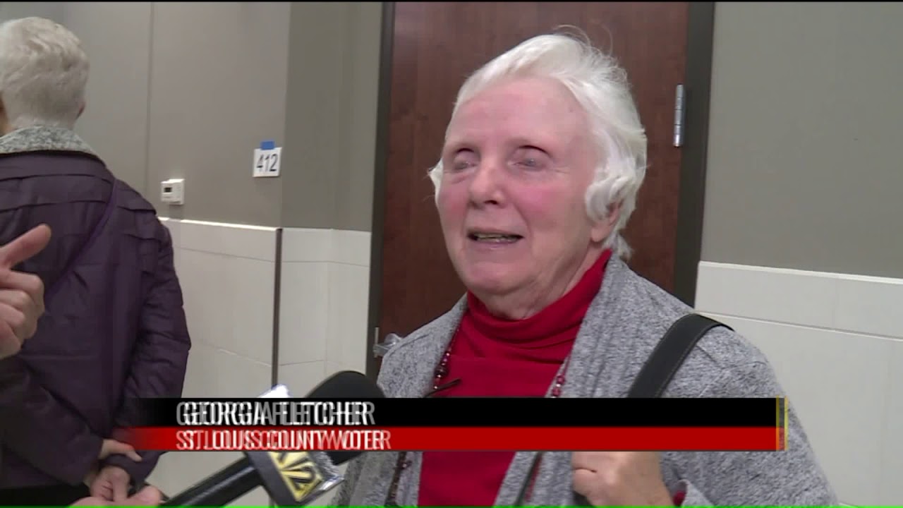 Long lines for absentee voting