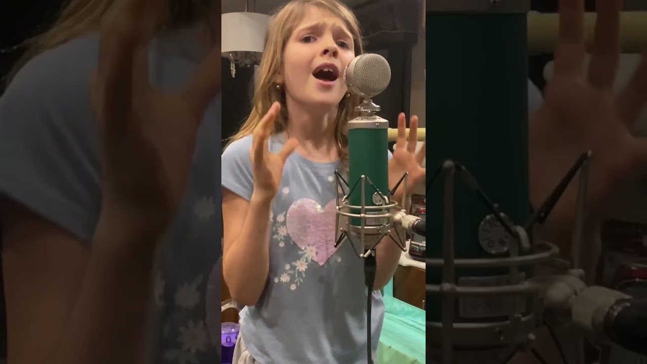 YouTube에서 Miriam recording Adele’s “Easy On Me” 보기 YouTube에서 Miriam recording Adele’s “Easy On Me” 보기
