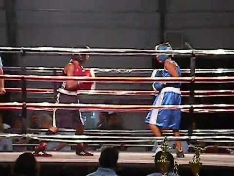 2009 National Jr. Golden Gloves Final Rahim Gonzal...