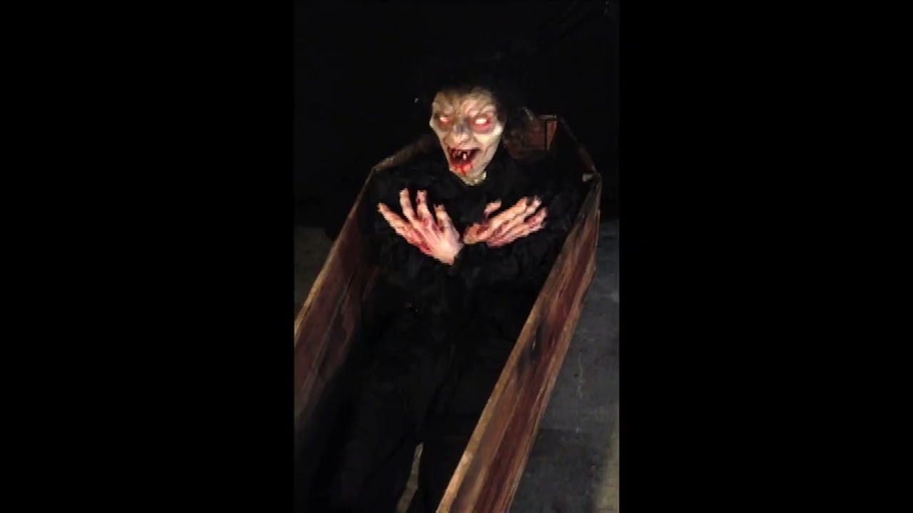 PosionProps.com VC703 Vampire Coffin