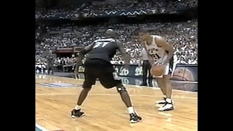 Kevin Garnett Battles Tim Duncan - 1999 NBA Playoffs Wolves @ Spurs Game 2 (NBA On TNT)