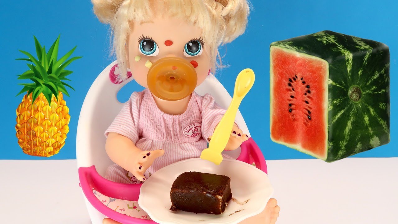 Нюша Первый Раз в Жизни Кушает Шоколадный Сырок Мультики Как Мама и Куклы 108мама тв