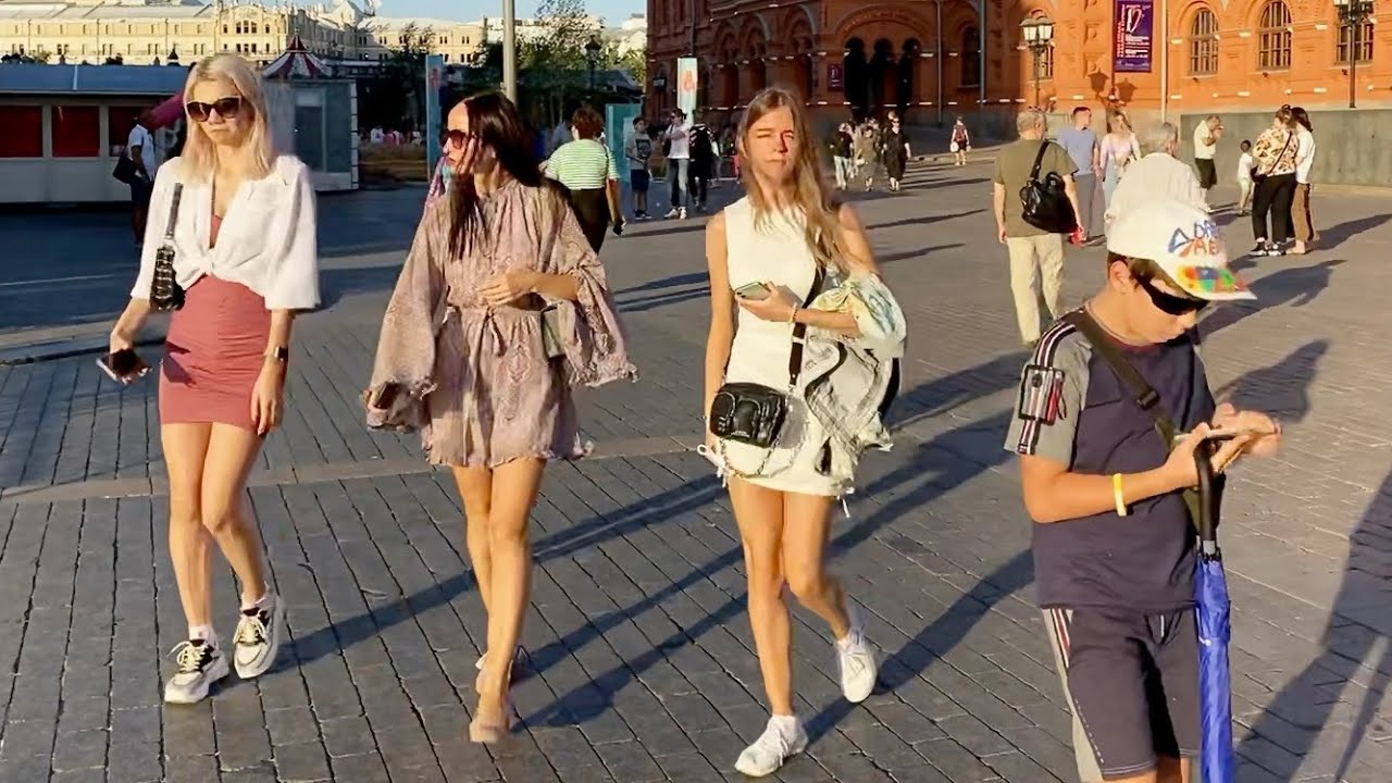 Record 🔴 Moscow LIVE - Manege Square, GUM, Red Square