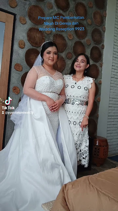 Mc, singer 🎤🎙🎼🎹 at Kampung Wisata Desa Makaayuren Modoinding Minahasa Selatan ( Audy🤵‍♂️👰‍♂️ Anggi )