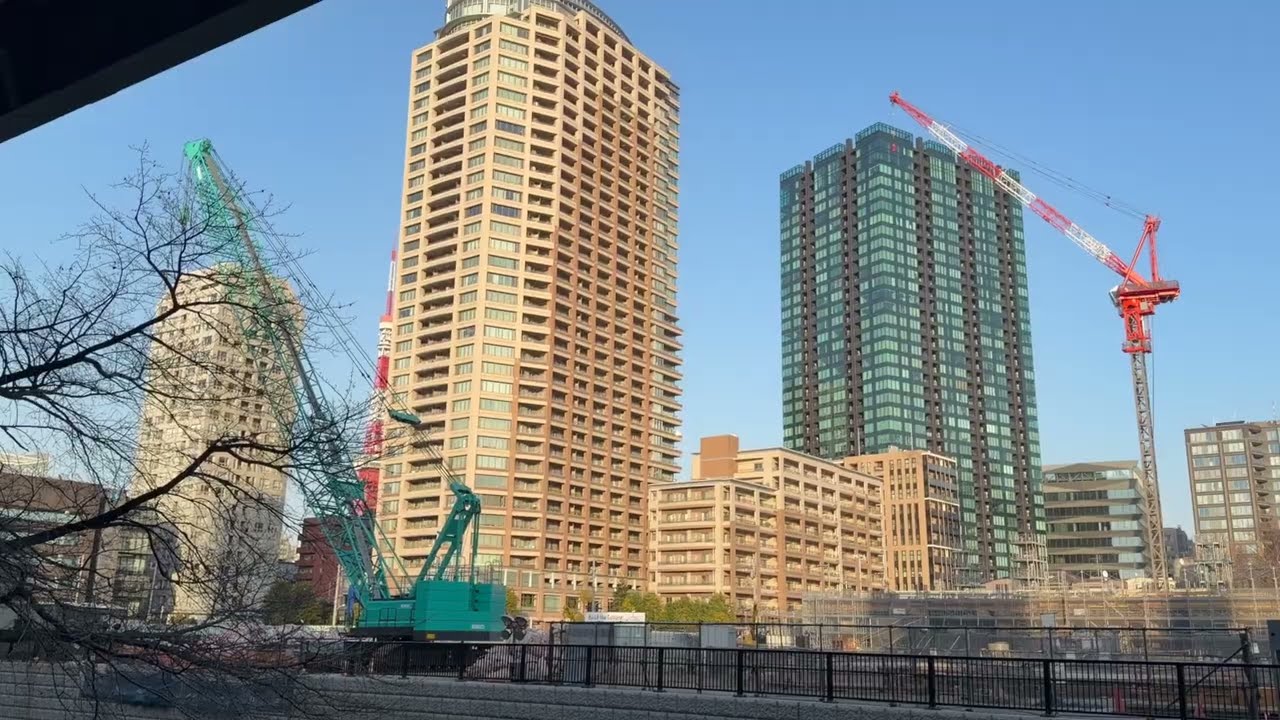 タワークレーンが出現してた、42階164m,31階120m「パークコート麻布十番東京」の様子 2026年2月23日撮影