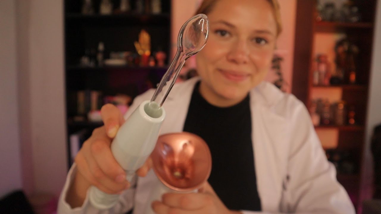 ASMR - CITA CON TU DERMATOLOGA FAV 💞 (aparatologia)