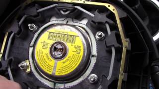 Снимаем руль на Ford Fusion и обшиваем кожаной оплеткой Снимаем руль на Ford Fusion и обшиваем кожаной оплеткой