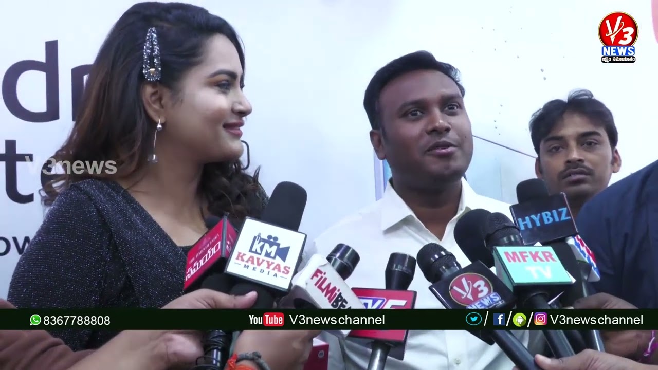 Actress Himaja Unveils Redmi Note13 5G Series Smart Phone At Cellbay Gachibowli Store ||V3 News
