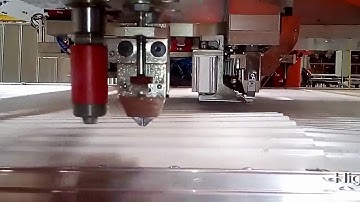 Automated Riveting Machine for side walls of trailers