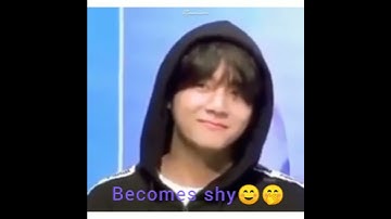 When you propose V❤️😍🥰his reaction 😂😍love you💕cute shy V😊#shorts#bts#v#proposal#cute#shy#you&me#love