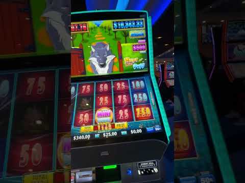 Jovenes documentan incendio en casino royal mty