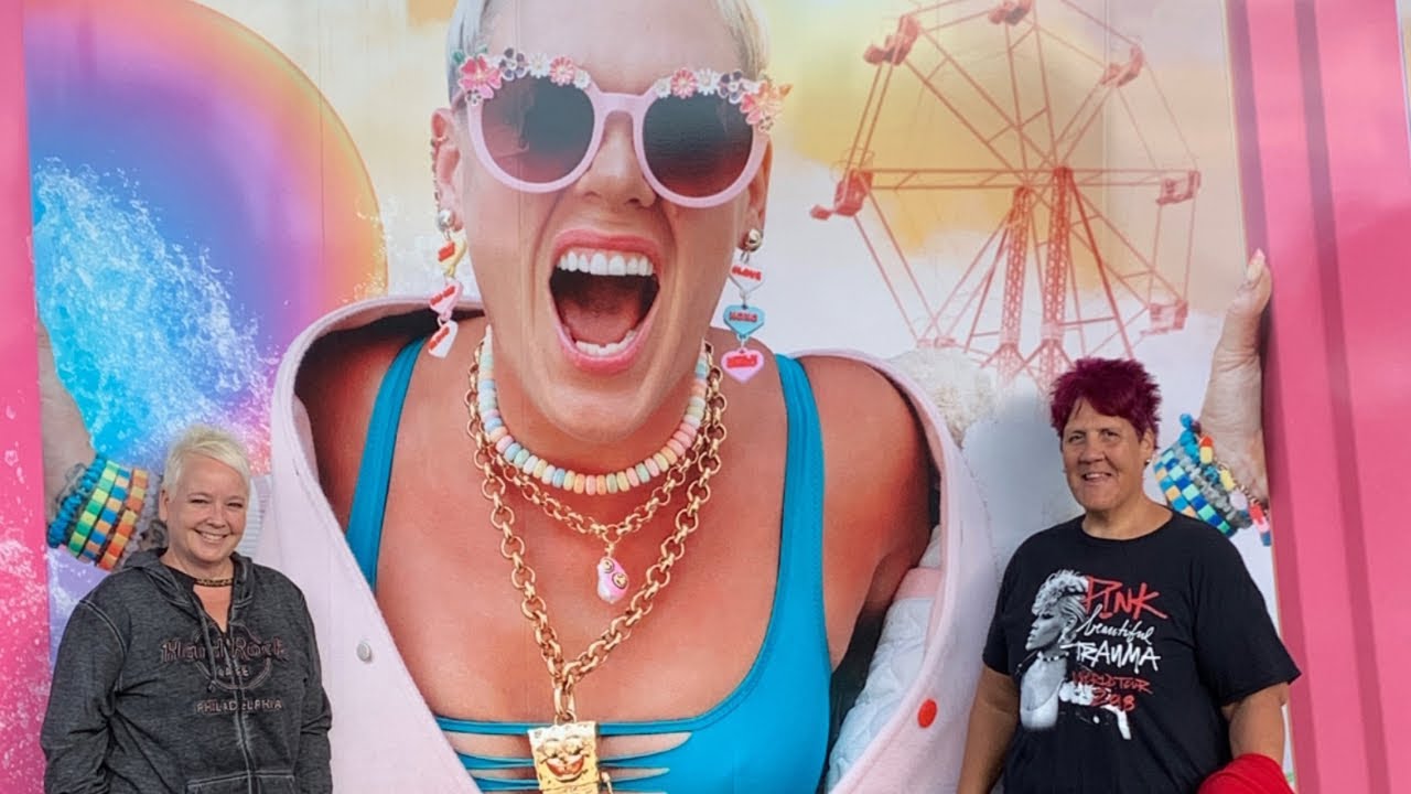 Pink - Summer Carnival concert // Philadelphia // exploring Philly