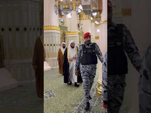 الشيخ عبد الله القرافي والشيخ البعيجان أئمة الحرم النبوي