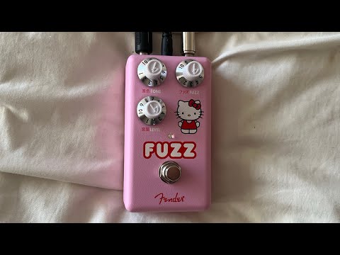 Fender Hello Kitty Fuzz Pedal (Honest review like and subscribe