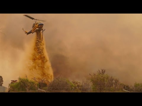 Großbrand wütet auf Europas größter Reifendeponie