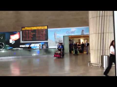 Tiferes Chaim - Surprise Kabalas Ponim in Ben Gurion Airpor