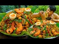 Green noodle seafood  and chicken ovary recipe  stir fry green noodle for food eating so delicious