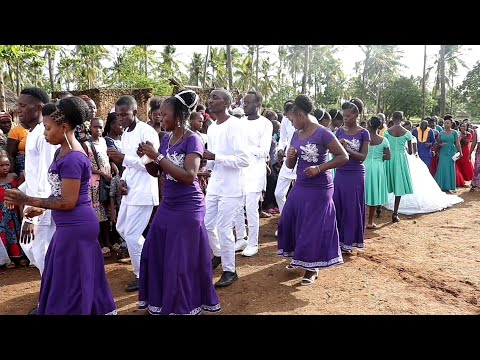 Best wedding dance song Mkono by Victoria ft Christopher