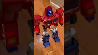 SELF TRANSFORMING OPTIMUS PRIME!!! screenshot 2