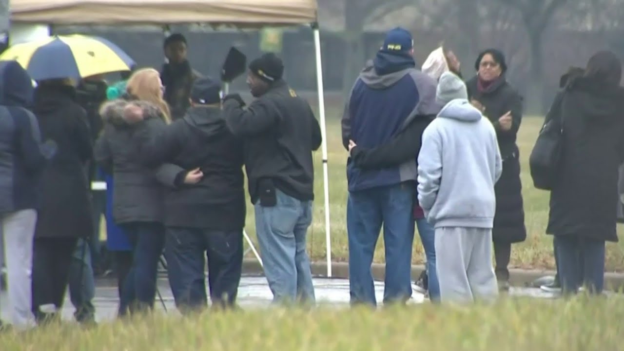 UAW holds 'vigil for our families' at Detroit-Hamtramck assembly plant