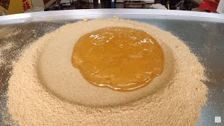 Amazing Skill of Making Soft Peanut Candy -- Taiwanese Street Food 驚人的麥芽花生糖製作技巧 -- 台灣街頭小吃