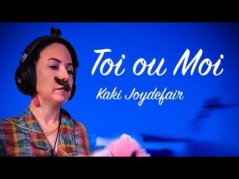 TOI ET MOI - KAKI JOYDEFAIR  (aka LA DÉCALÉE)