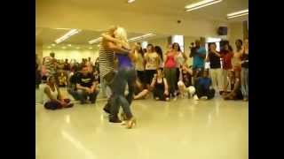 Удивительно прекрасный танец красивой попы Бачата 1