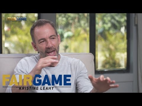 Video: Bryan Callen Valoare netă: Wiki, Căsătorit, Familie, Nuntă, Salariu, Frați