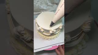 #cake decorating #howtomakecakecreamathome #decoratingnozzle #pipingtip #pastrycakemaker