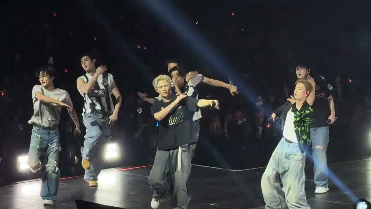 Enhypen Amsterdam 2025 (sweet venom)