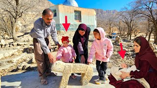 Download Lagu Family's funeral at Diana's grandfather's grave😔 MP3