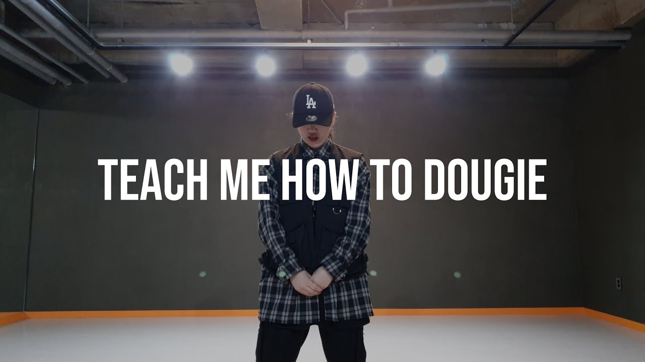 Cali Swag District - Teach Me How To Dougie | 입시반 조가은 - YouTube