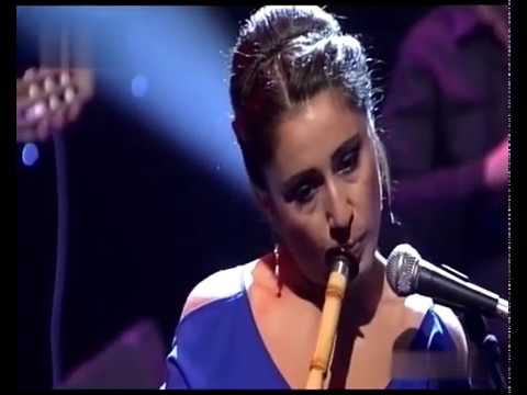 Kanatları Gümüş Yavru Bir Kuş - Solist: Burcu Karadağ, Düzenleme: Murat Akçay, Şef: Zafer Gündoğdu