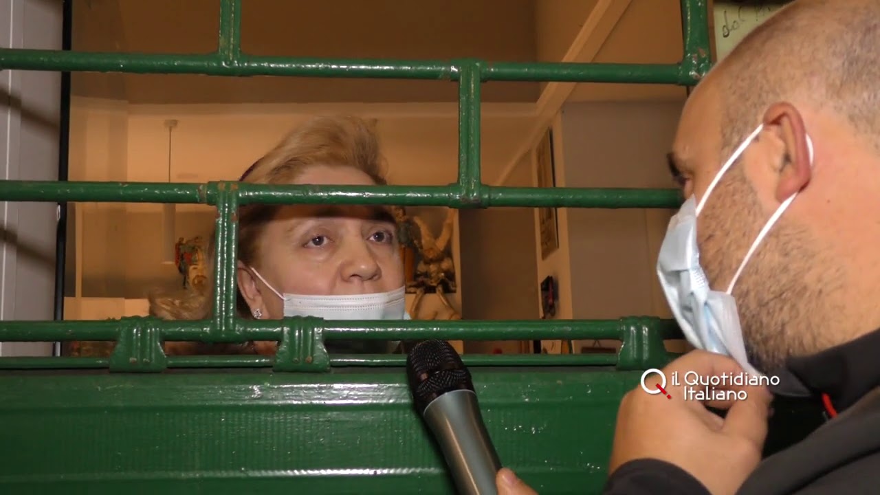 Chiusura alle 18 per il coronavirus, 
