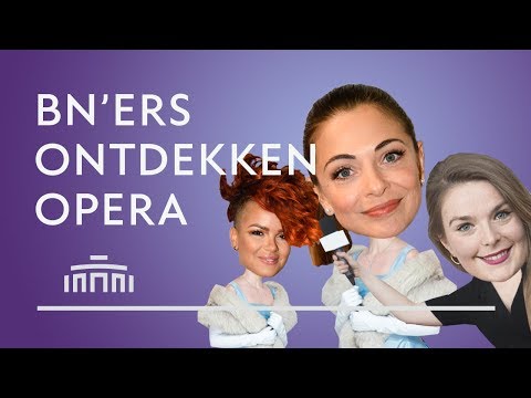 Video: Iemand Schreef Dat Ik Oud Ben: Maria Kozhevnikova Poseert Stoutmoedig Met Een Cosmetisch Masker Op Haar Gezicht